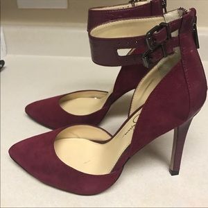 Wine color heels Jessica Simpson